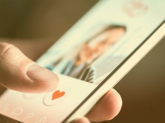 Why dating apps can feel so addictive (18+)